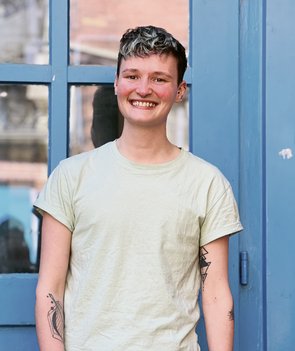 Ren Hampson                                                   